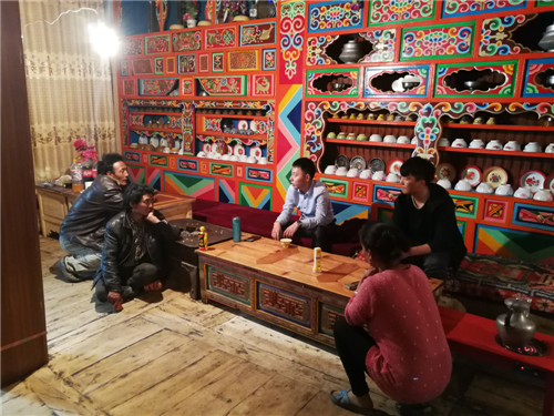 走访慰问群众的日常_副本.jpg