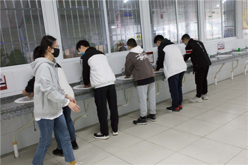 模拟就餐2.jpg