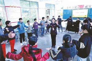 广安区：驻村夫妻档 真情写担当