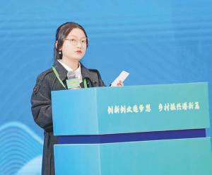 “鸡”鸣大英 一位“00后”的林下“乌金”实验