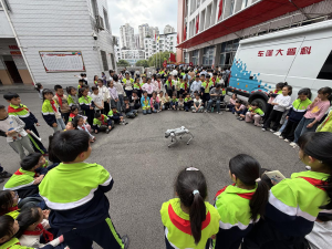 广安区：趣味科普进校园 点燃少年科学梦