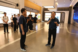 从产业园到客家村，新都青年零距离感悟全过程人民民主基层实践