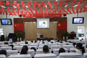 前锋区龙塘学校：科普演讲火热开展
