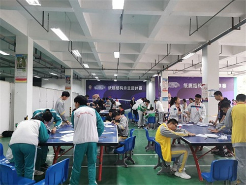 创新教育创新干 先行先试铸品牌