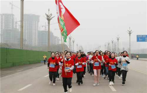 教师方阵.jpg