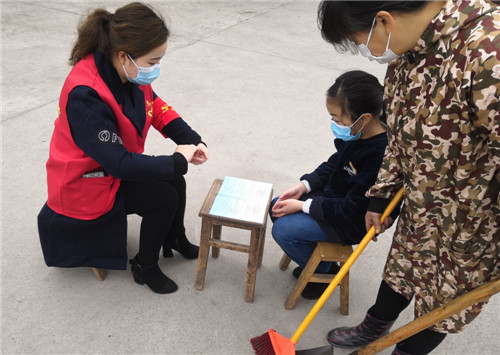 代市小学：送教到家传爱心