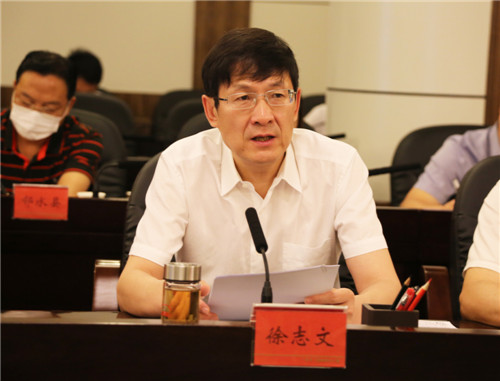广安市委常委、常务副市长徐志文介绍广安相关情况.jpg