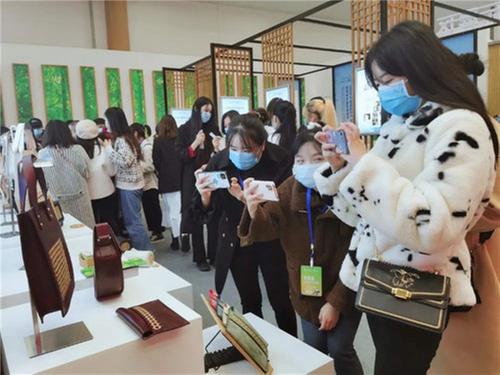 “竹”够给力 青神县竹博会展示展销回顾