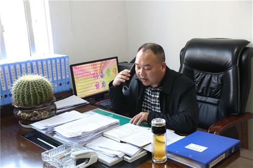 官盛镇：包联结对提升群众满意度