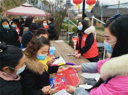 彭州市科协开展“友善公益 美在成都”主题志愿服务活动
