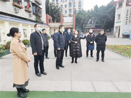 省教育厅赴广安区希望小学慰问育人名师黎懿