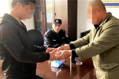 华蓥一男子网络交友不慎被骗五万余元