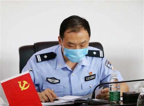 平凡铸忠诚  担当践使命