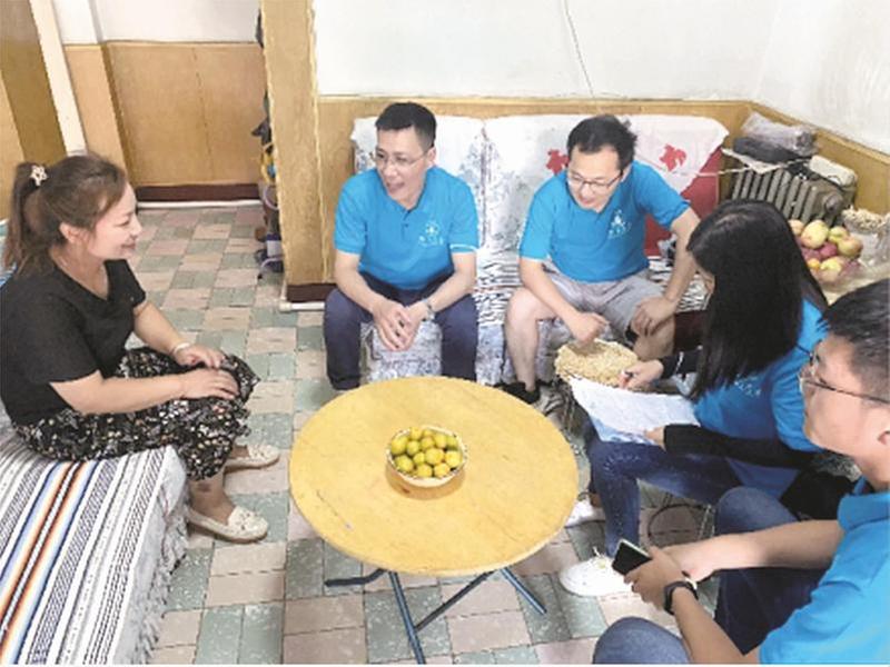 川大师生赴各地开展“微爱·阳光行”暑期实践活动