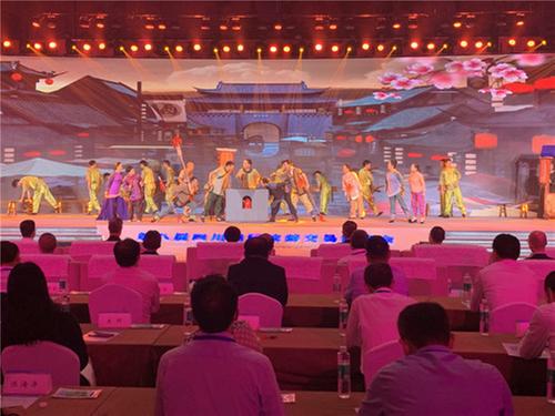 第八届四川国际旅游交易博览会在乐山峨眉山市举行