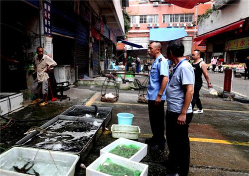 广安区打好城区农贸市场集中整治攻坚战