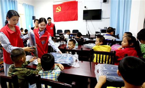 广安经开区税务局做好“三道加法” 为乡村振兴贡献“税力量”