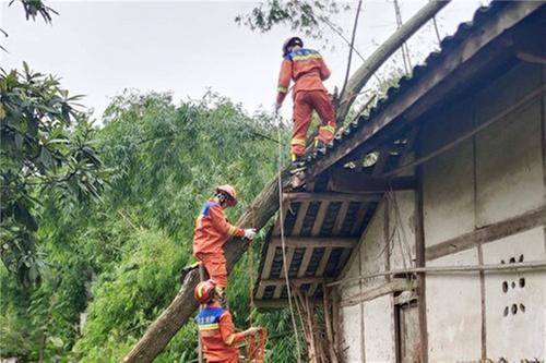 花桥镇：包联干部包组负总责 联系服务群众零距离