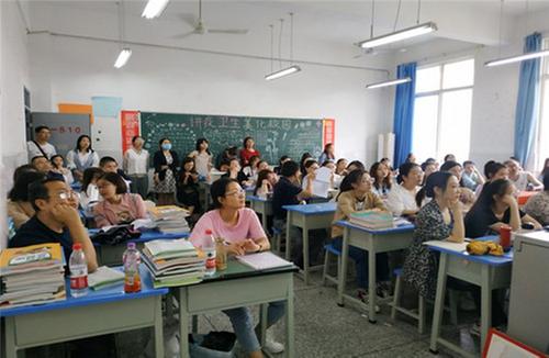 简阳职高开展教师信息化教学手段能力提升培训