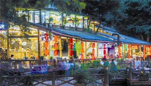 洪雅县：发展乡村旅游 带动群众增收