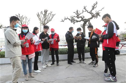 广安：安全教育进校园  警校合力保平安