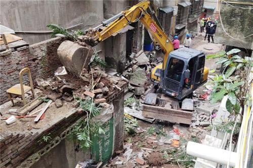 武胜县综合行政执法局护航老旧小区改造