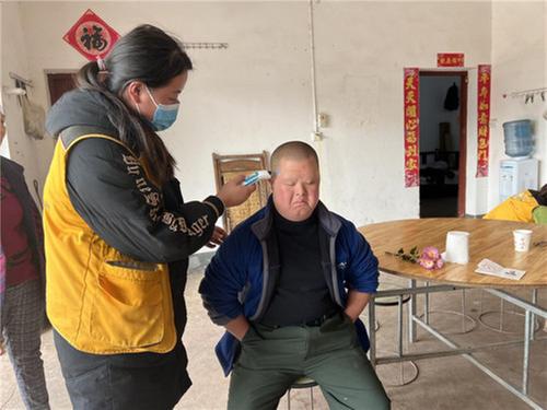 嘉陵区残联开展居家托养服务工作