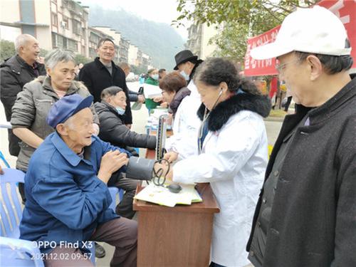 沙湾区开展科普惠民下乡活动