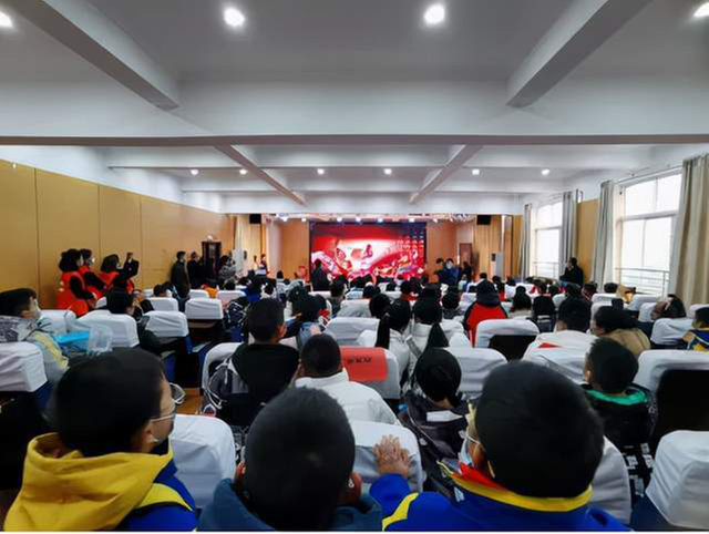 四川省第十九届青少年机器人竞赛资阳分赛区比赛暨第四届资阳市青少年机器人创新大赛成功举行