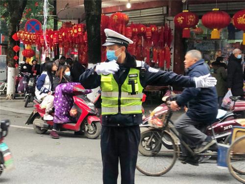 新春走基层丨青神：他们在平凡岗位上守护万家灯火