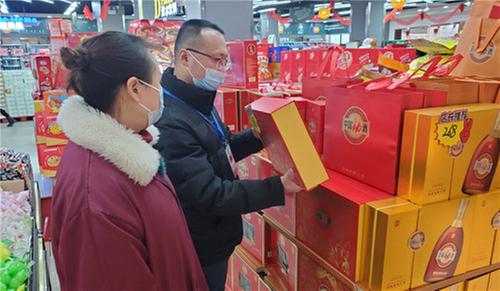 岳池县市场监管局顾县所开展食品安全专项检查