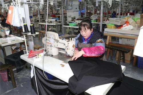 广安区：撸起袖子加油干力争实现开门红