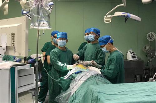 华西广安医院成功开展全市首例第三脑室肿瘤切除术