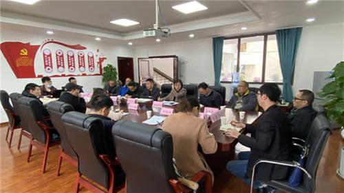 丹棱县：实施“金秋助力”工程  助推干部“余热生辉”