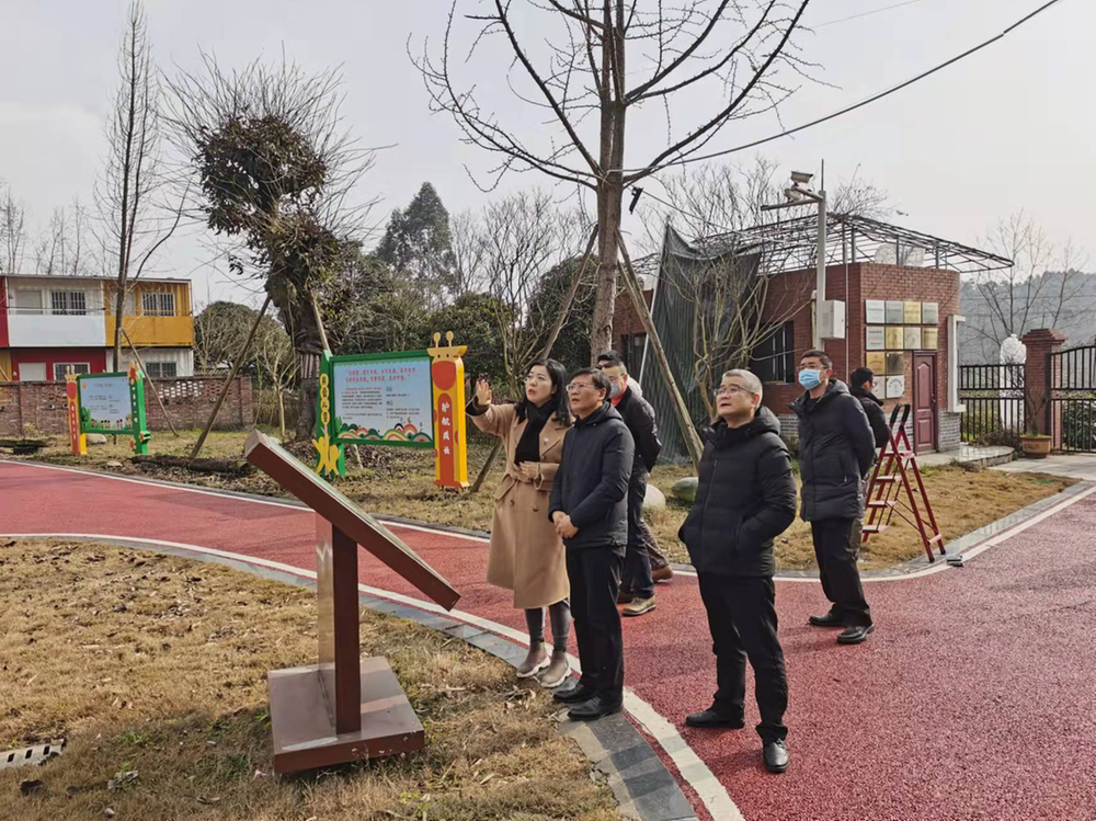 彭州市政协领导调研彭州市科普基地