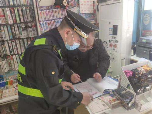 岳池县城市管理综合执法大队“三举措”净化校园周边环境