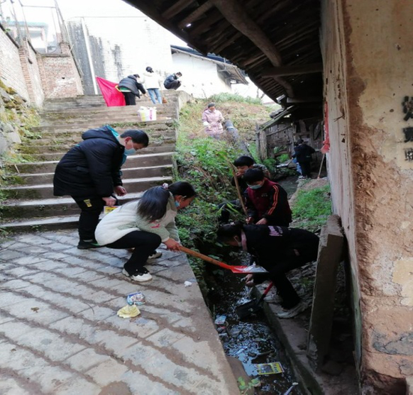 关门九义校开展学雷锋系列主题活动