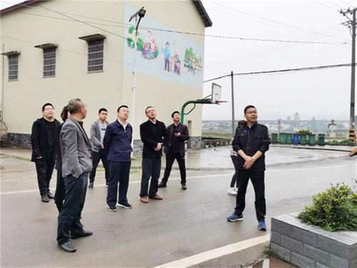 广安市科协党组书记、主席李晓瑜赴华蓥调研