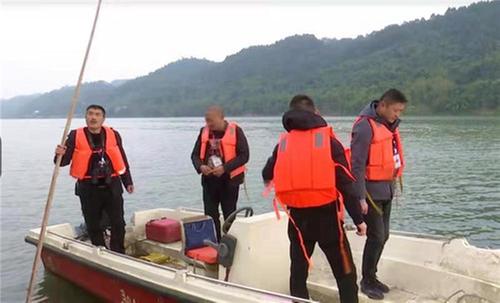 青神县：落实安置措施 让退捕渔民安心上岸
