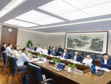 蜀道投资集团组织交流学习座谈会