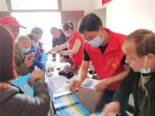 蓬安县科协开展桑蚕养殖技术培训和科普宣传活动