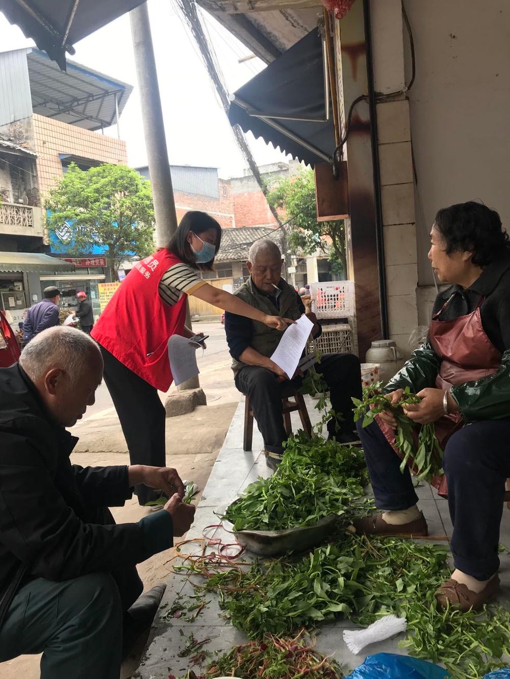 秦家镇盘鳌社区集中开展居规民约宣传活动