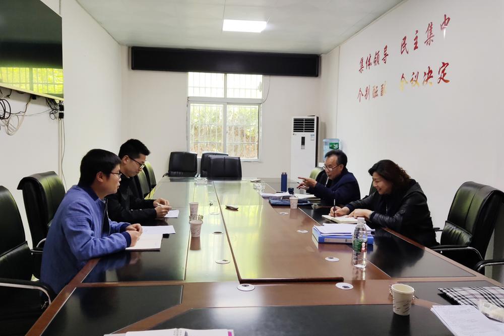 岳池县关工委到秦溪镇调研指导关心下一代工作