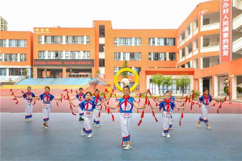 广安：非遗进校园  学生成“守艺人”