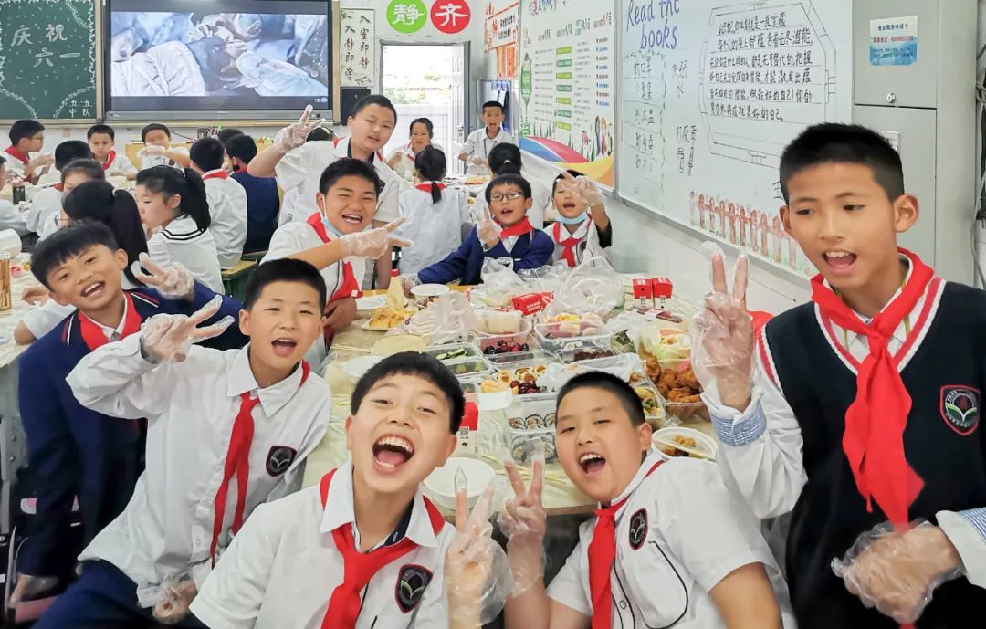 巴州区三小开展“童心向党 成长放歌”庆六一系列活动