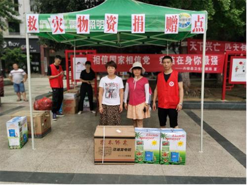 丹棱县：破解“小个专”党建工作难题