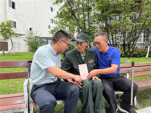 东坡区举行纪念黄埔军校建校98周年座谈会