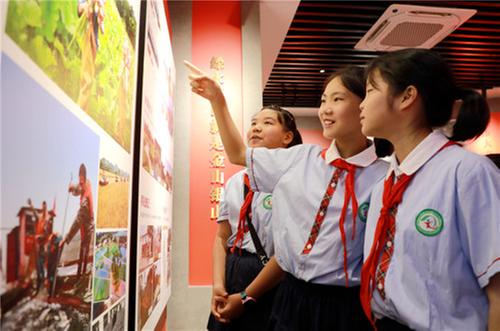 仁寿县：弘扬优秀传统文化 增强全民文化自信