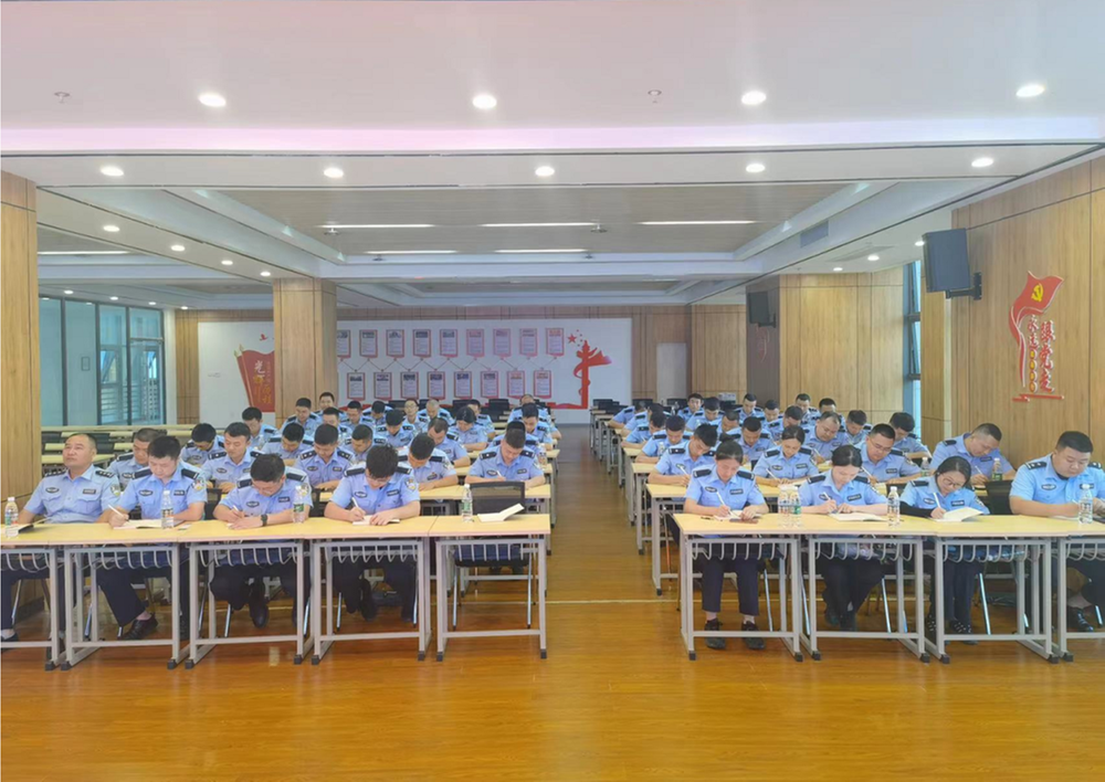 眉山天府公安开展辅警集中轮训