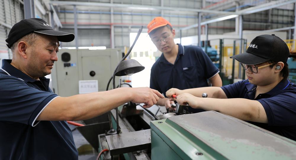 丹棱县：“三个驱动”打开校企合作新局面